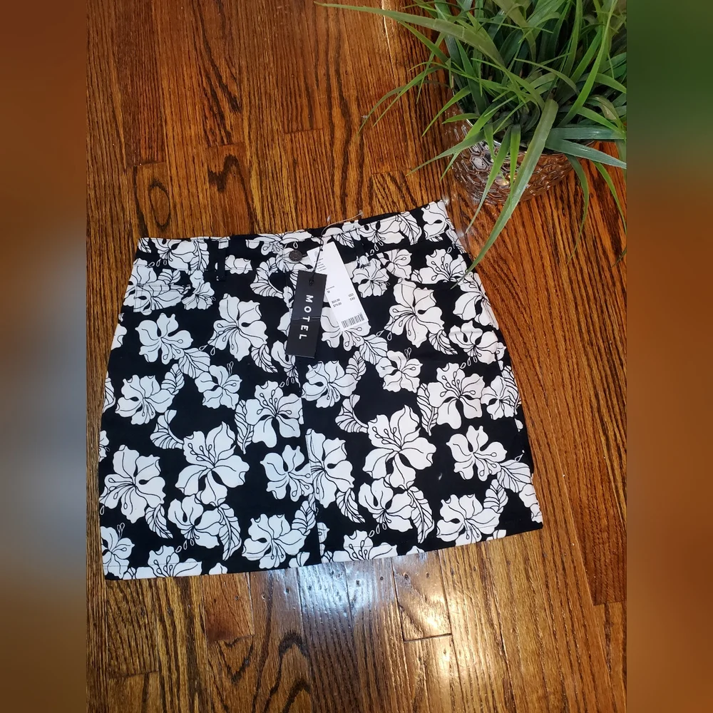 Motel Rocks Floral Skirt